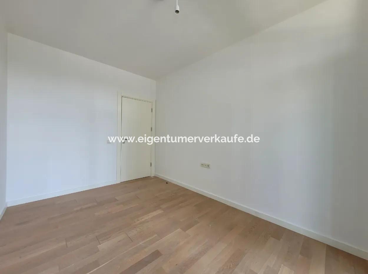 İncek Loft Zum Verkauf 3.5+1 140 M² Wohnung Mit Landschaftsfassade Im 3. Stock