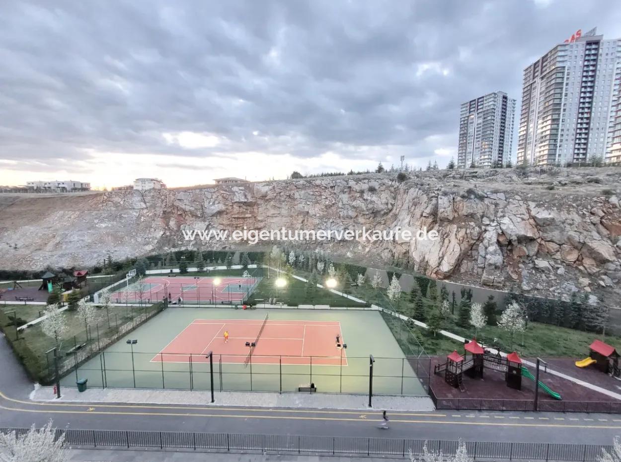 İncek Loft Zum Verkauf 3.5+1 140 M² Wohnung Mit Landschaftsfassade Im 3. Stock