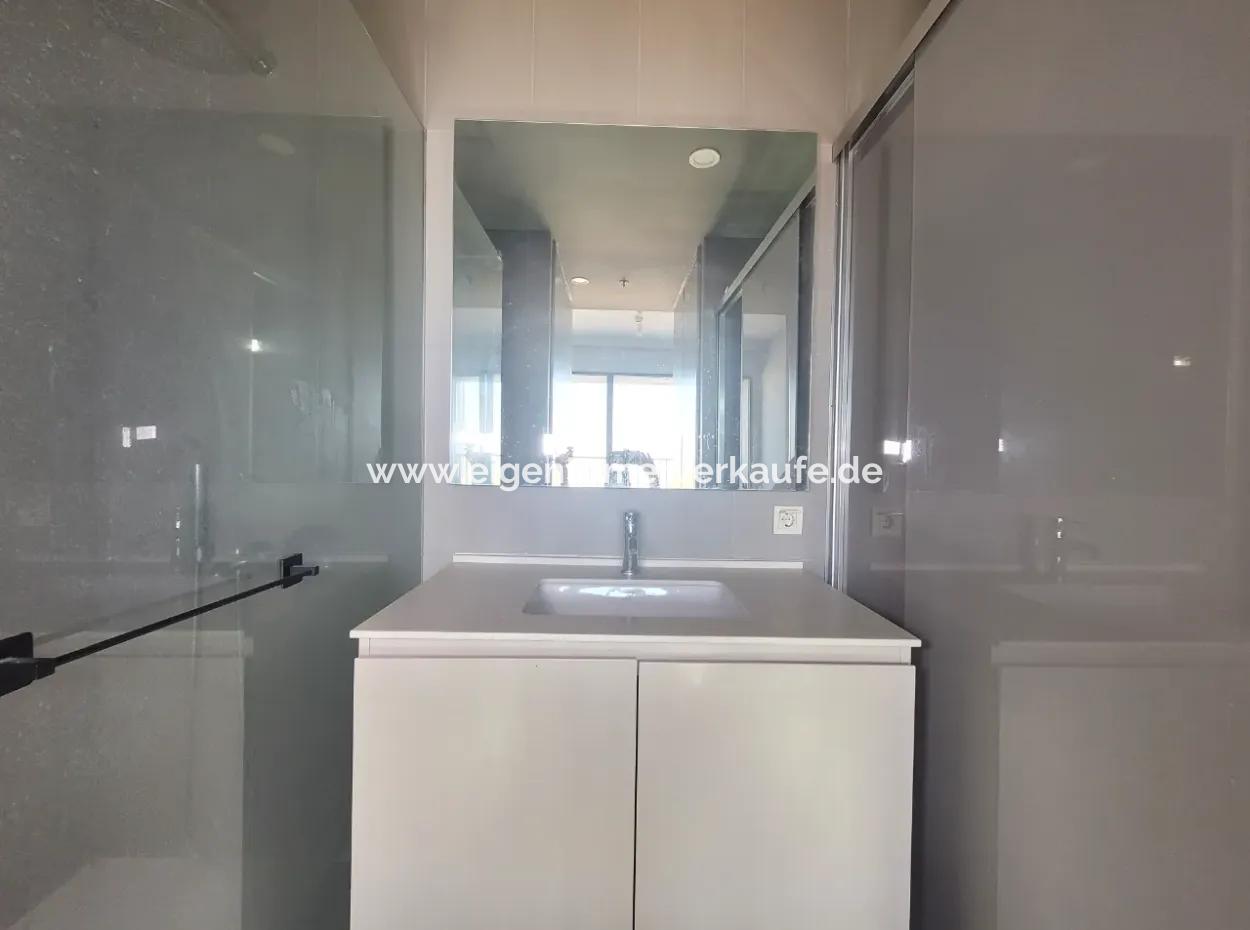 Leerstehendes İncek Loft Zum Verkauf 1+1 Wohnung Im 2. Stock Mit Seeblick