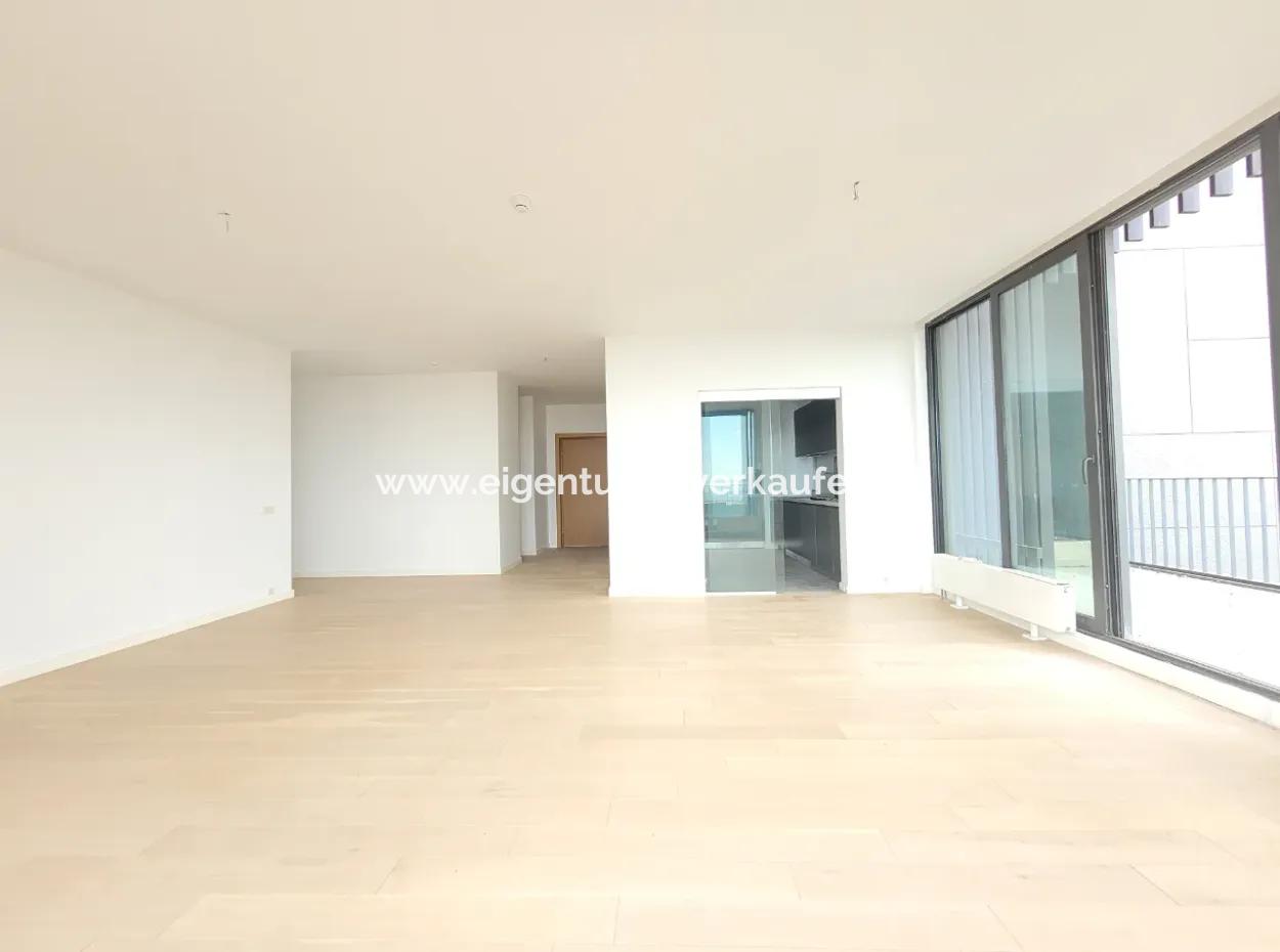 Leeres İncek Loft Zum Verkauf Terrasse 4+1 Blick Auf Mogan 146 M² Wohnung Im 1. Stock