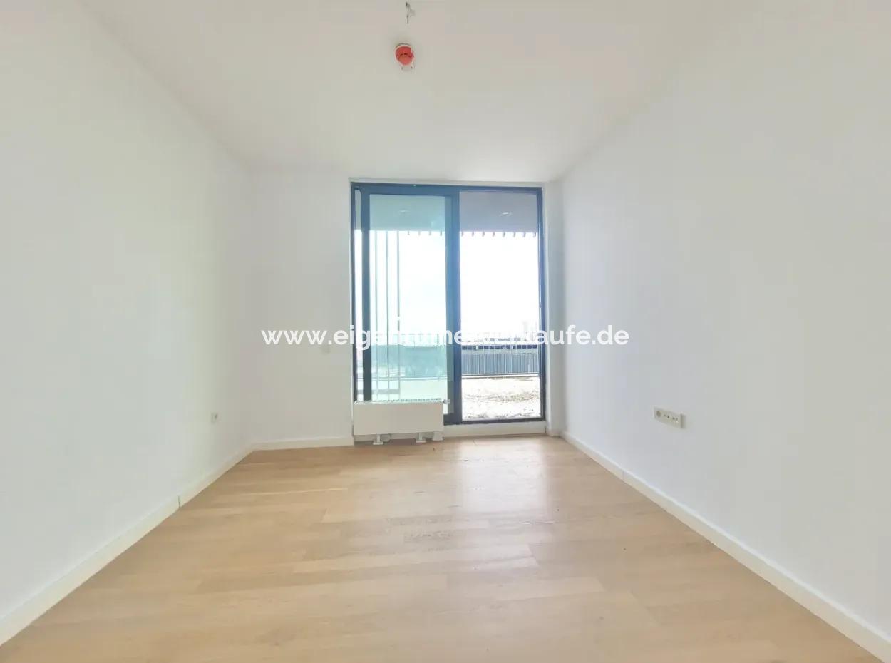 Leeres İncek Loft Zum Verkauf Terrasse 4+1 Blick Auf Mogan 146 M² Wohnung Im 1. Stock