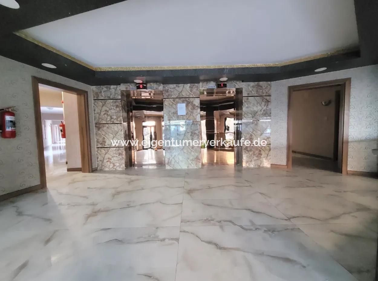 Leeres Einheitsgebäude In İncek Venus-Residenz Möbliert Zur Miete 1+1 Wohnung Büro Kızılcaşar Gölbaşı Ankara