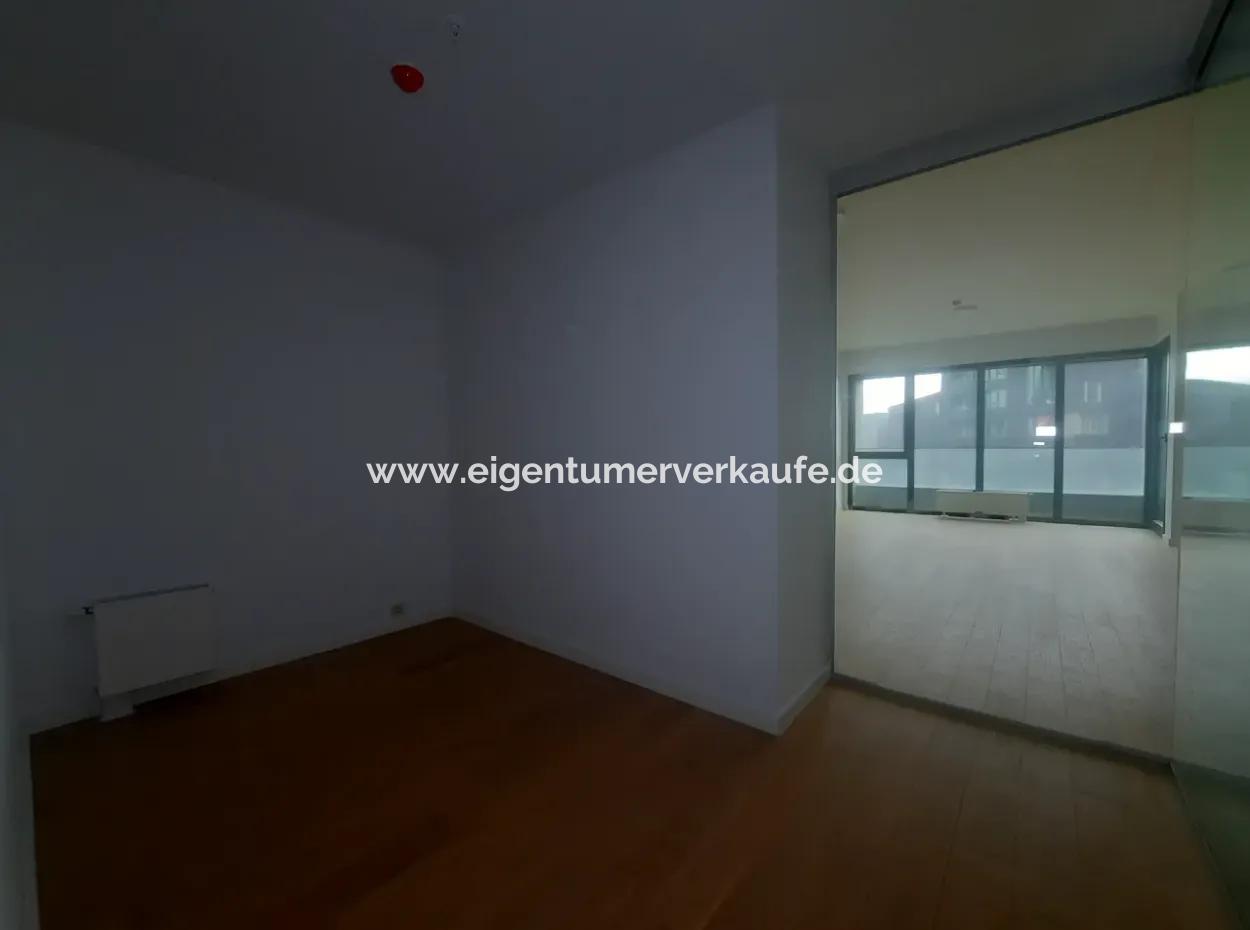 2,5+1 Mieterlose Wohnung Mit Blick Auf Die Landschaft Zum Verkauf Im İncek Loft-Komplex