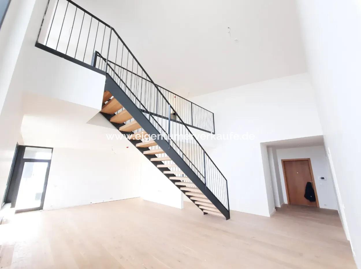 5,5+1  Maisonette-Wohnung Im 2. Stock Mit Blick Auf Die Landschaft Zum Verkauf Im İncek Loft-Komplex