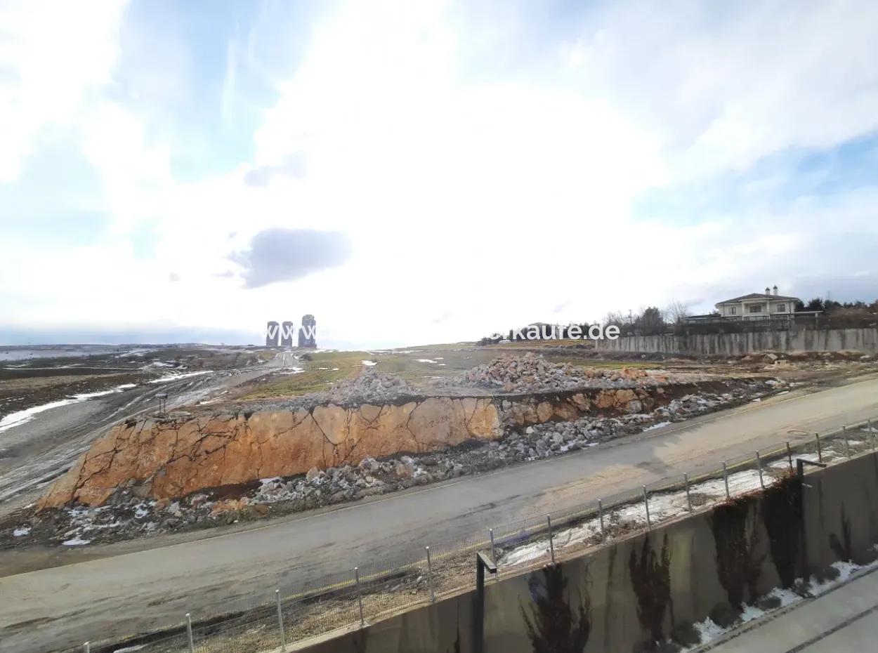 5,5+1  Maisonette-Wohnung Im 2. Stock Mit Blick Auf Die Landschaft Zum Verkauf Im İncek Loft-Komplex