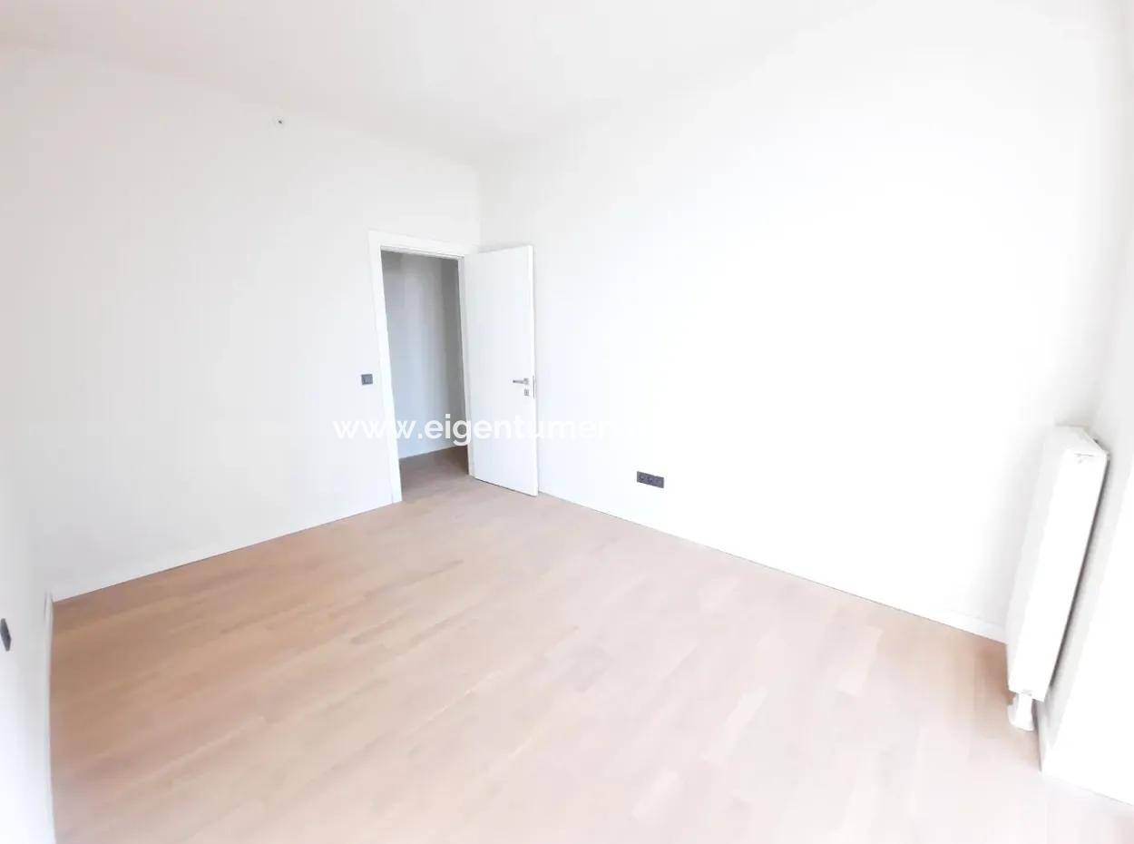 4+1 Mieterlose Wohnung Im 17. Stock Zum Verkauf Im Loft-Komplex Beytepe İncek Bulvar