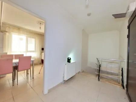 Leeres Etimesgut Alsancak Nachbarschaft Zum Verkauf 2+1 Reverse Duplex