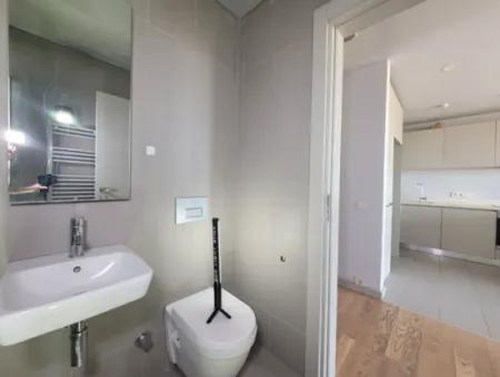 Leerstehendes İncek Loft Zum Verkauf 1+1 Wohnung Im 2. Stock Mit Seeblick