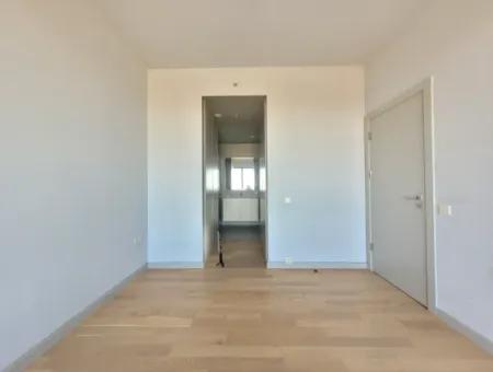 Leerstehendes İncek Loft Zum Verkauf 1+1 Wohnung Im 2. Stock Mit Seeblick