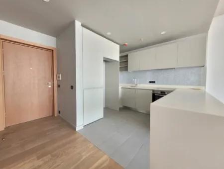 İncek Loft 1+1 14. Stock Wohnung Mit Stadtblick Zu Vermieten