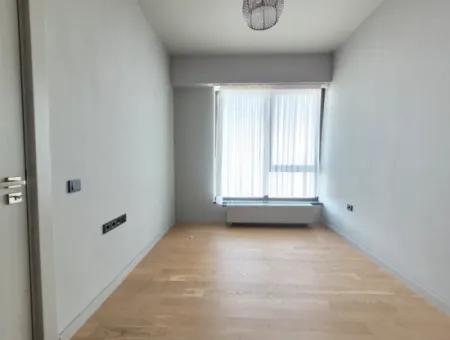 İncek Loft 1+1 14. Stock Wohnung Mit Stadtblick Zu Vermieten