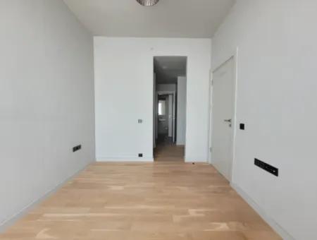 İncek Loft 1+1 14. Stock Wohnung Mit Stadtblick Zu Vermieten