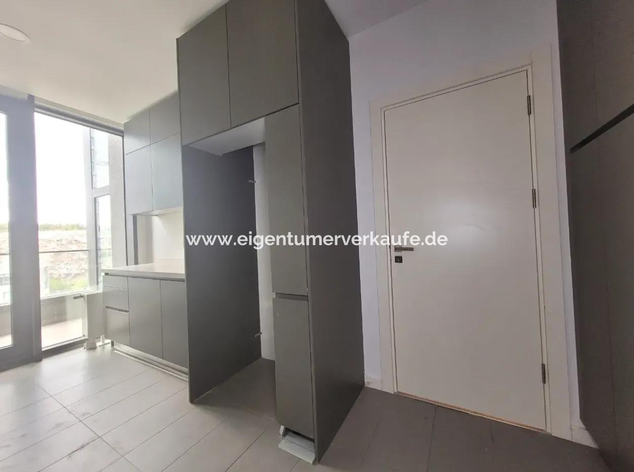 5,5+1 Duplex 5Th Floor Tenantless Apartment With Landscape View For Sale In İncek Loft Complex