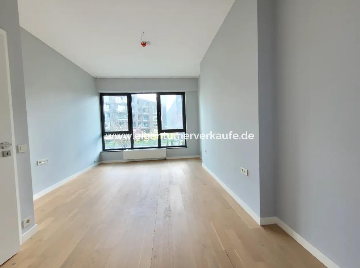 Empty İncek Loft 3+1 Garden Duplex Landscape View Apartment For Sale In Gölbaşı - Ankara -Turkey