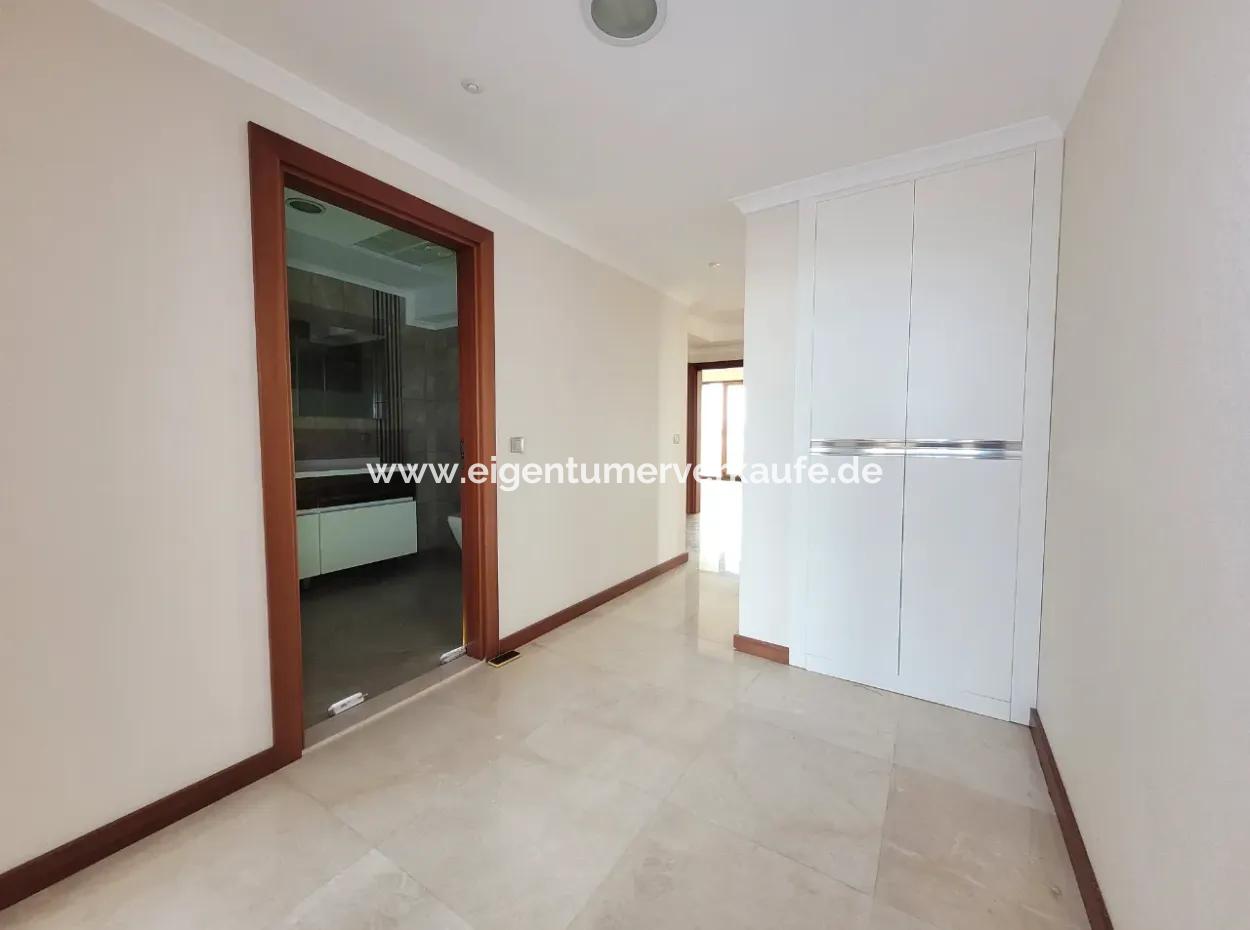 4+1 207 M² Lake View Apartment For Sale In Vacant İncek Nata