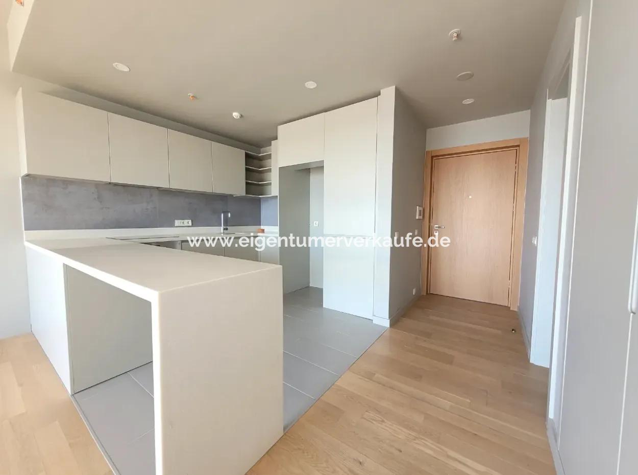 Empty İncek Loft 1+1  11Th Floor Apartment With Lake View For Rent