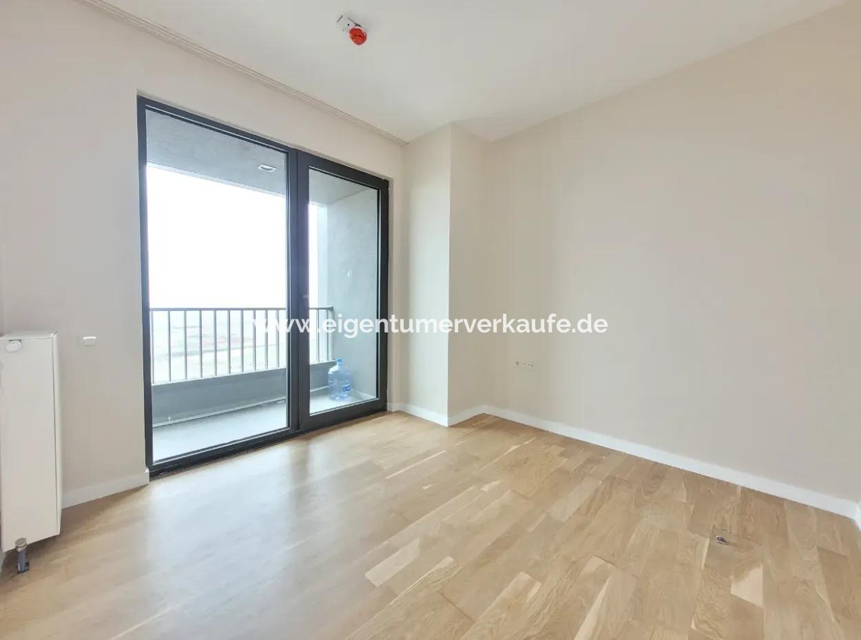 İncek Loft For Sale 2+1 85 M² 22Nd Floor Mogan Facade Apartment