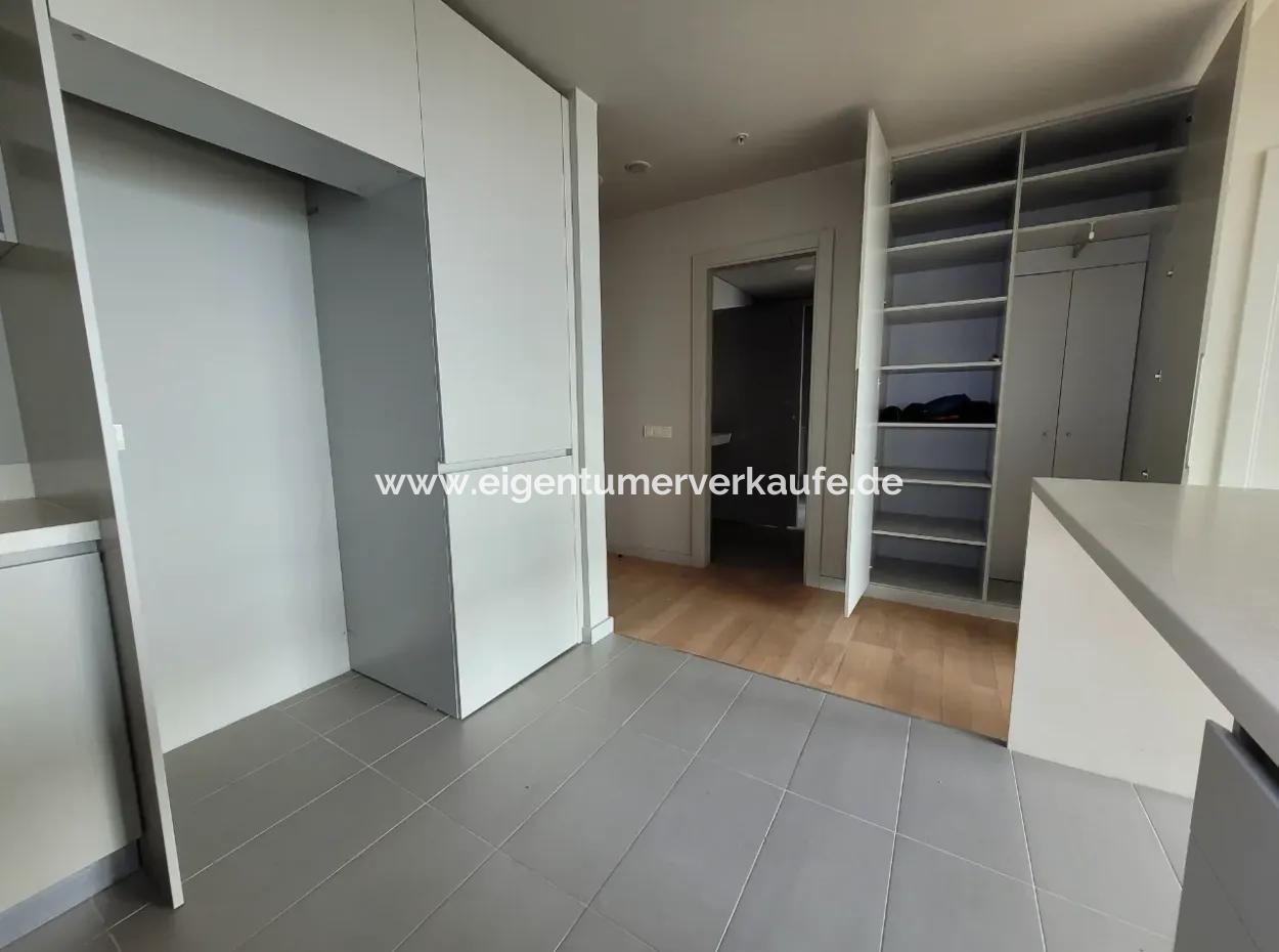 Vacant İncek Loft For Sale 1+1 2Nd Floor Apartment With Lake View
