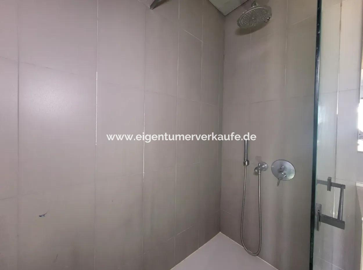 Vacant İncek Loft For Sale 1+1 2Nd Floor Apartment With Lake View