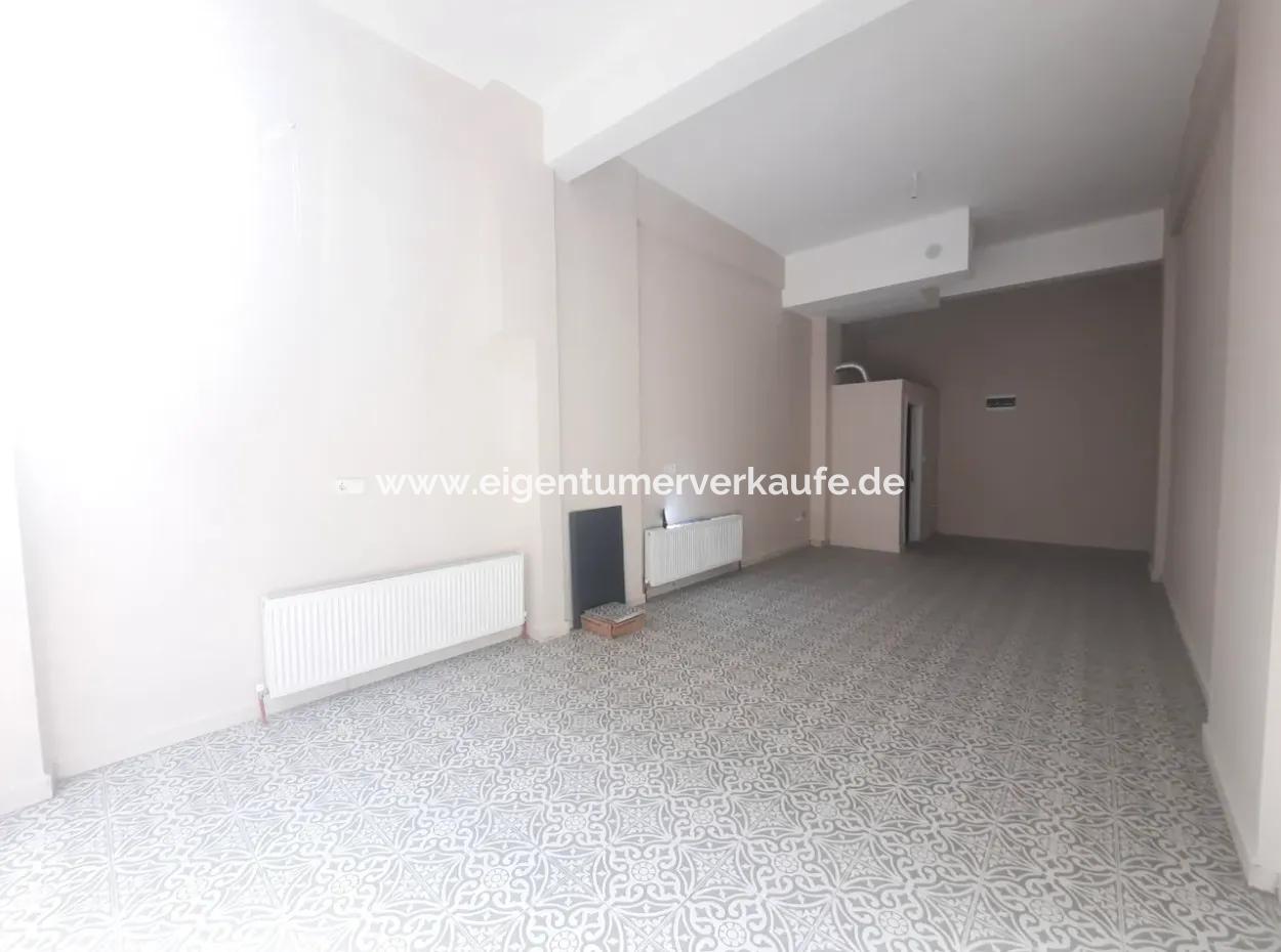 80 M² Chimney Shop For Rent In Çanakkale Bazaar