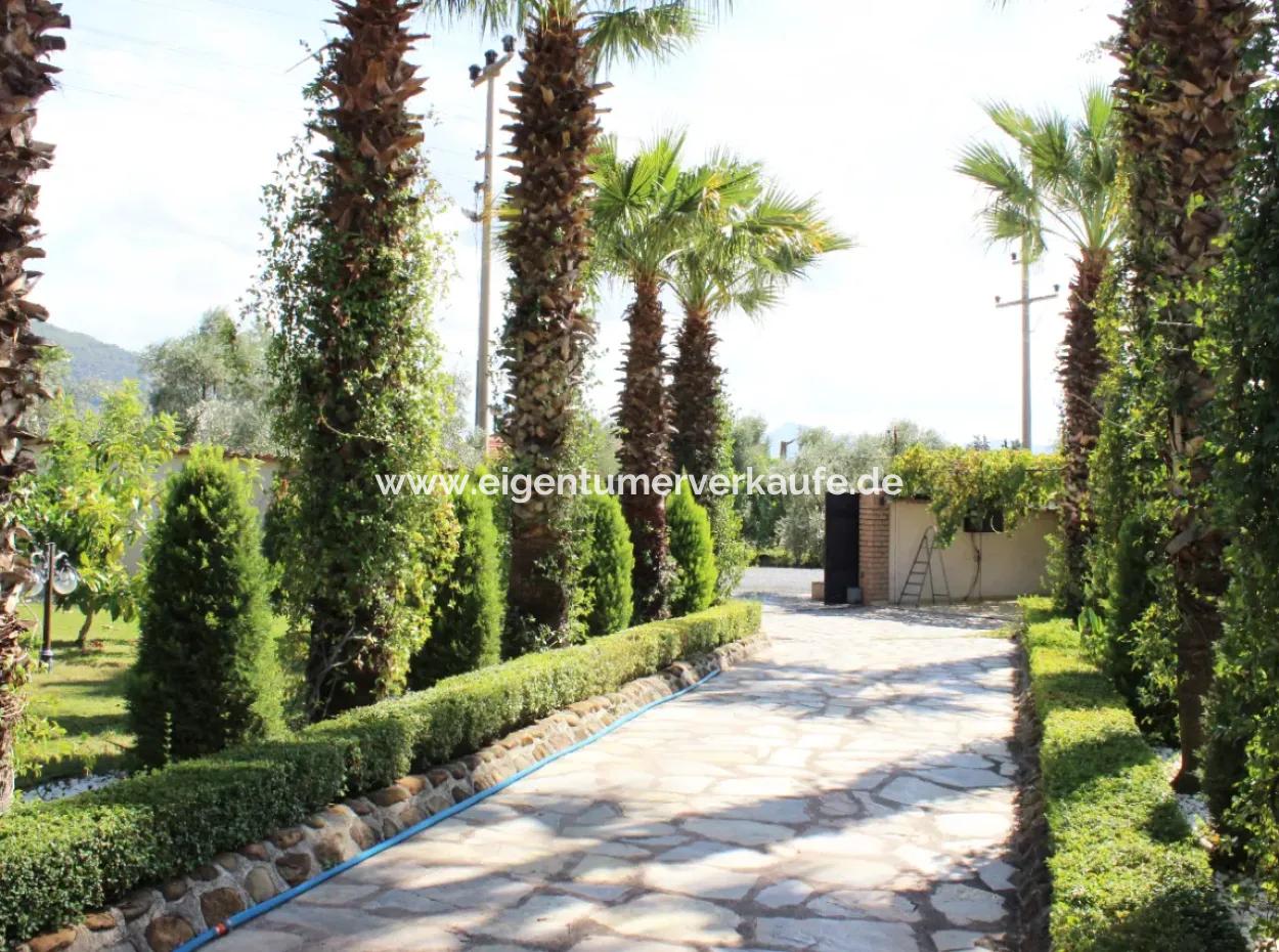 Luxury Villa With Pool In 1458 M² Land For Sale In Köyceğiz