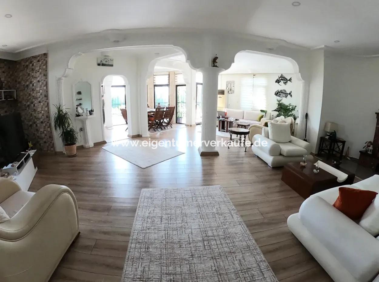 Luxury Villa With Pool In 1458 M² Land For Sale In Köyceğiz