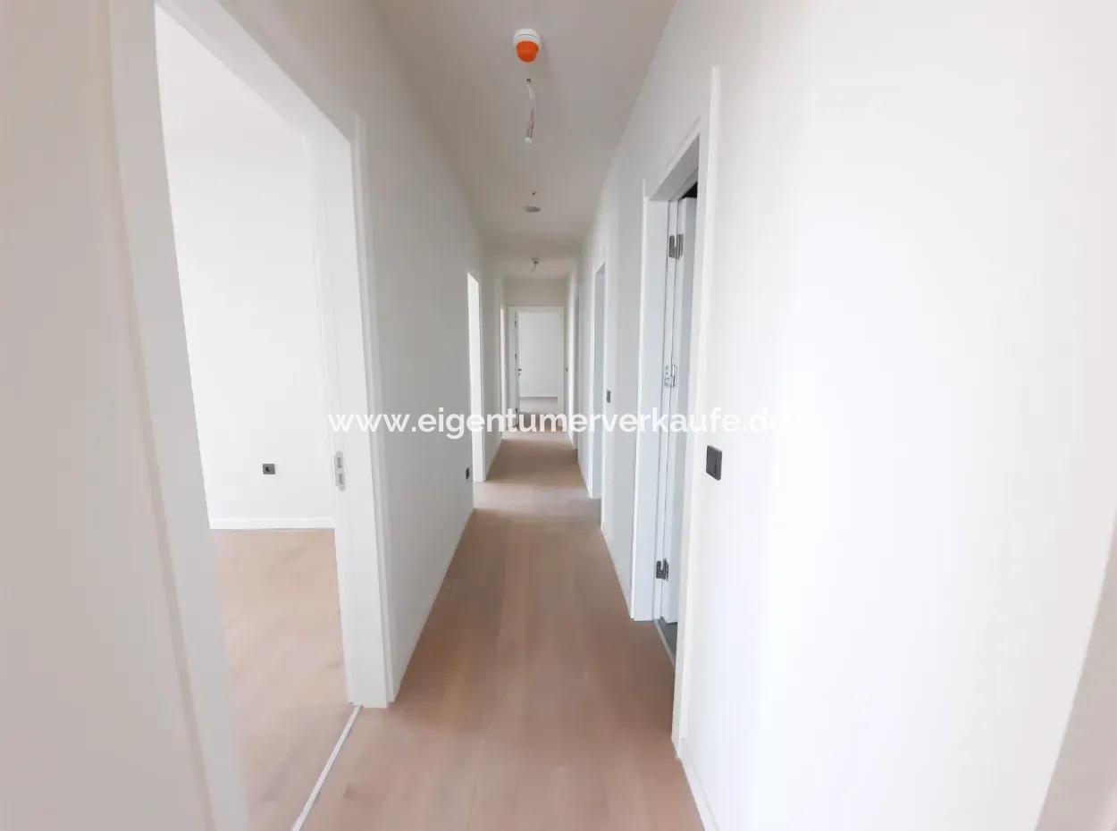 4+1 17 Th Floor Tenantless Apartment For Sale In Beytepe İncek Bulvar Loft Complex