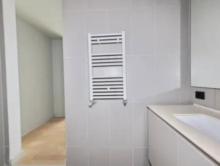 İncek Loft 1+1 14Th Floor Apartment With City View For Rent