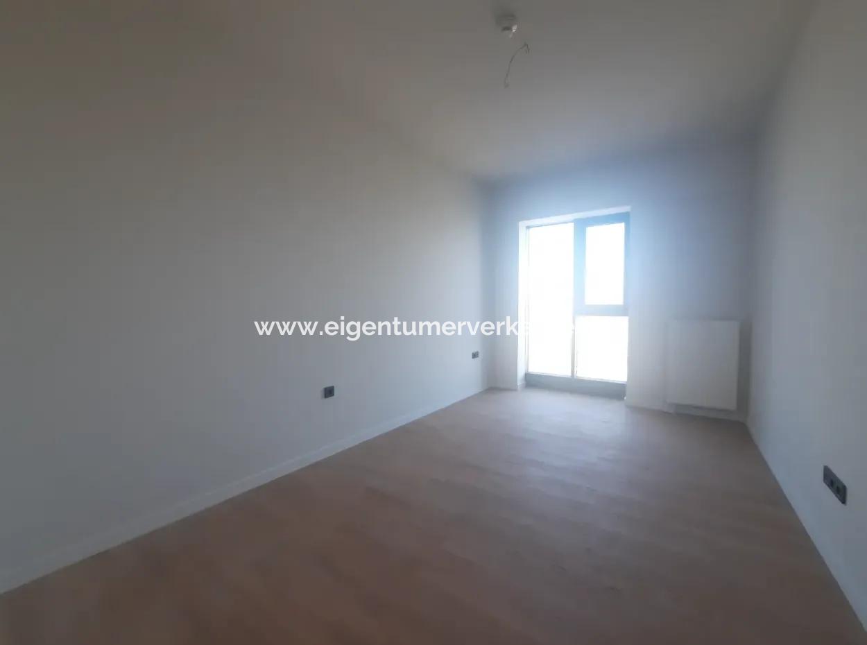 Beytepe İncek Bulvar Loft Satılık 5+1 15.Kat Kiracısız Daire