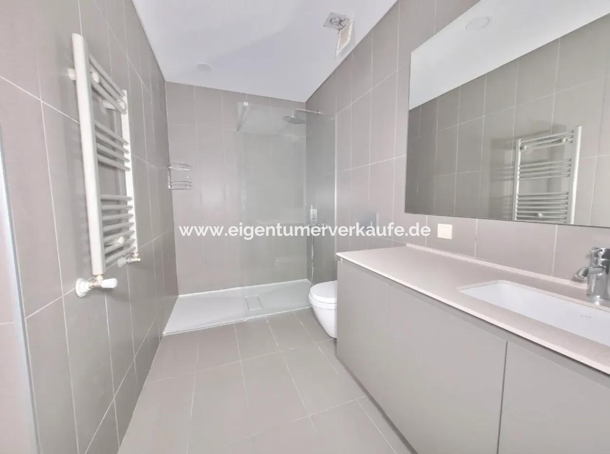 İncek Loft Satılık 2,5+1 Peyzaj Manzaralı 1.Kat Daire
