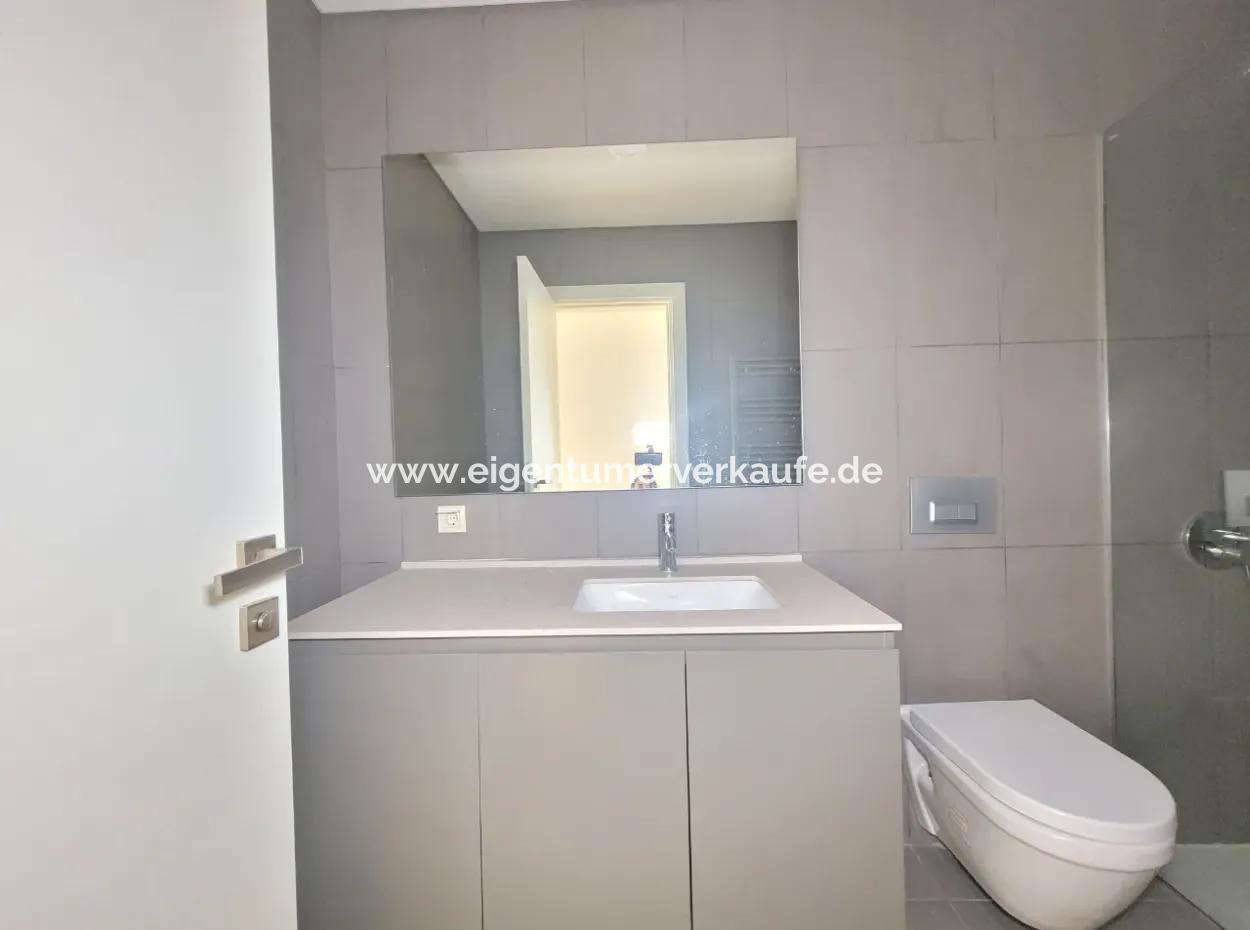 İncek Loft Satılık  5,5+1 Dubleks Peysaj Manzaralı 5.Kat Kiracısız Daire