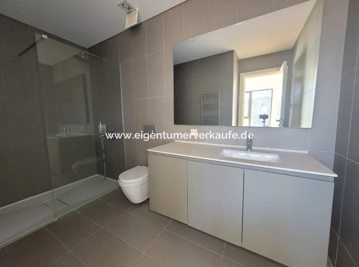 İncek Loft Satılık 2,5+1 Peyzaj Manzaralı 1.Kat Daire