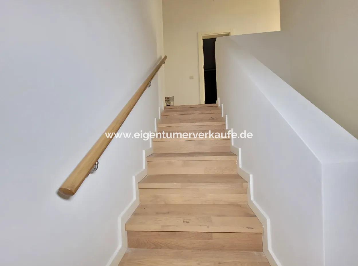 Kiracısız İncek Loft Satılık  2+1 Bahçe Dubleks Şehir Manzaralı Daire