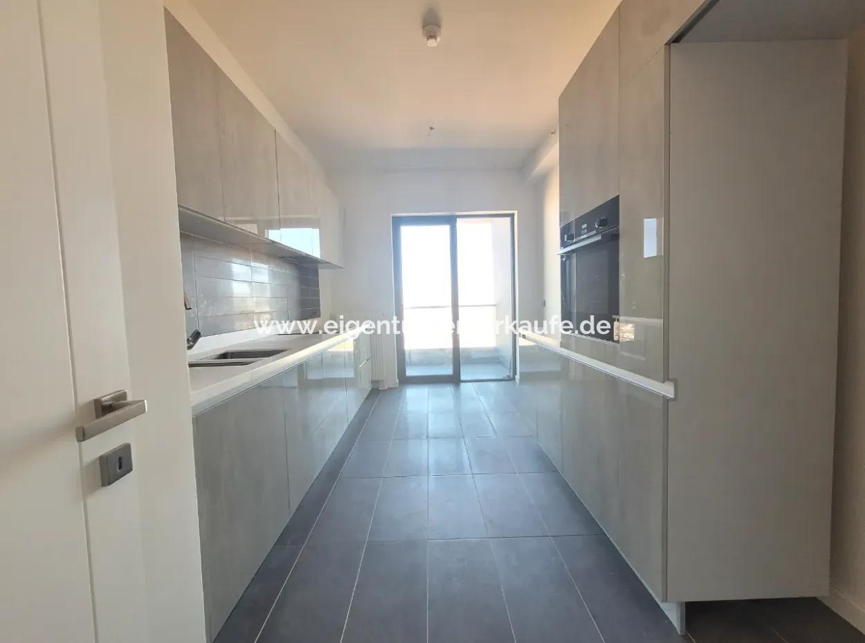 Kiracısız Krediye Uygun Beytepe İncek Bulvar Loft Satılık 3+1 110 M² 19.Kat Bulvar Ve Göl Manzaralı