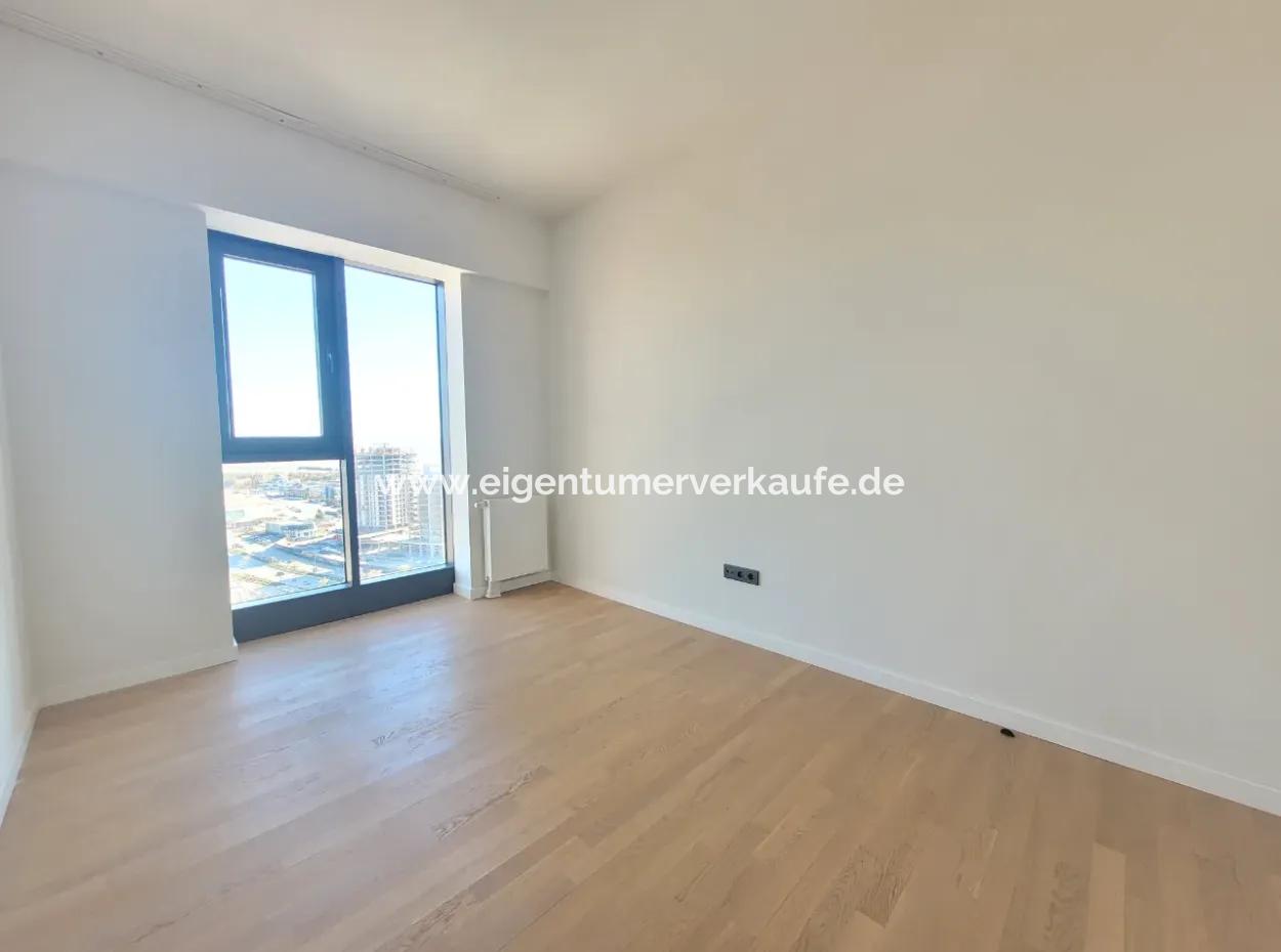 Kiracısız Krediye Uygun Beytepe İncek Bulvar Loft Satılık 3+1 110 M² 19.Kat Bulvar Ve Göl Manzaralı