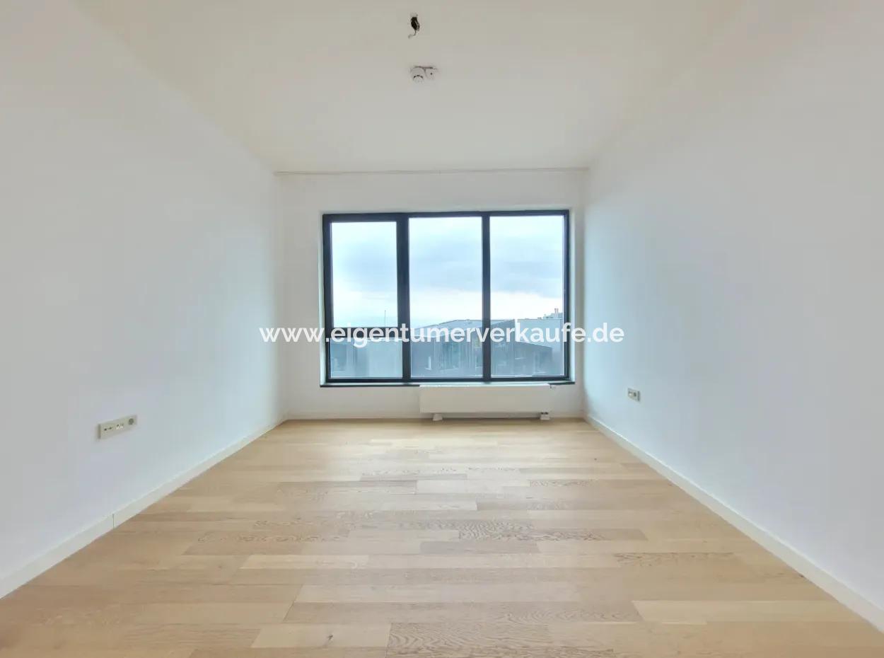 Boş İncek Loft Satılık 3+1 110 M²  Göl Manzaralı Daire