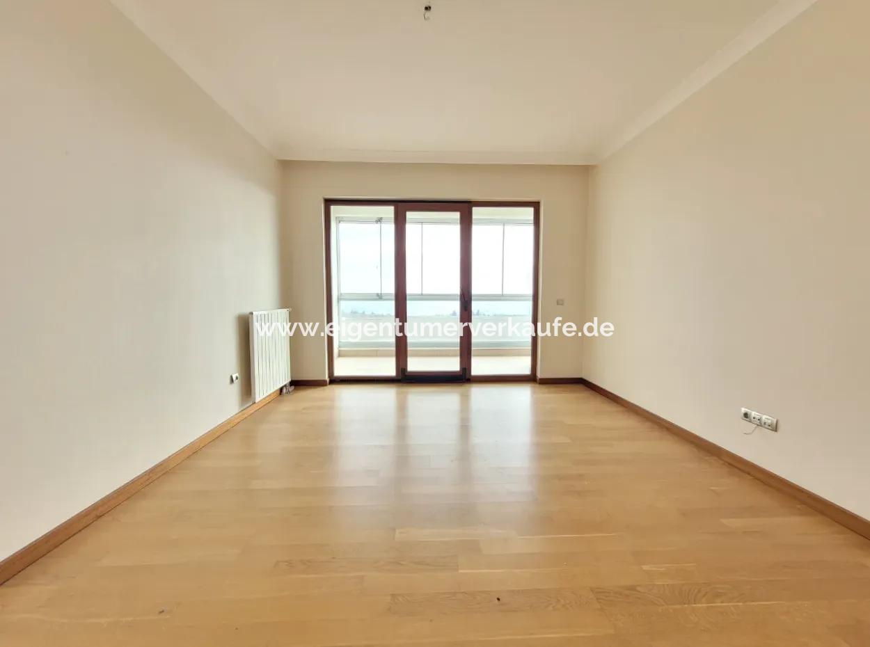 Boş İncek Nata'da Satılık 4+1 207 M²  Göl Manzaralı Daire