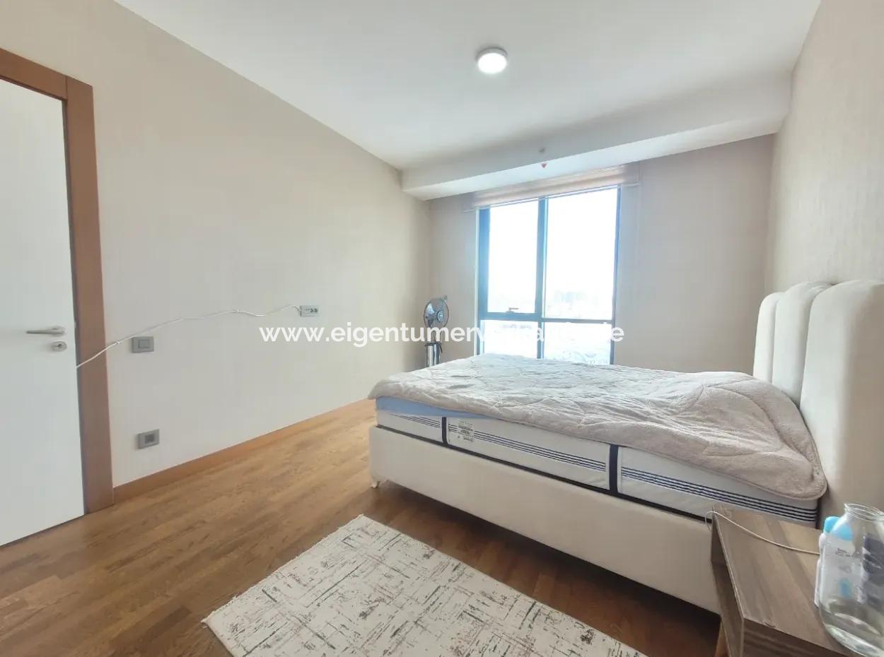 Boş Lüks Eşyalı  İncek Prestij Kiralık  1+1 62 M² 18.Kat Daire
