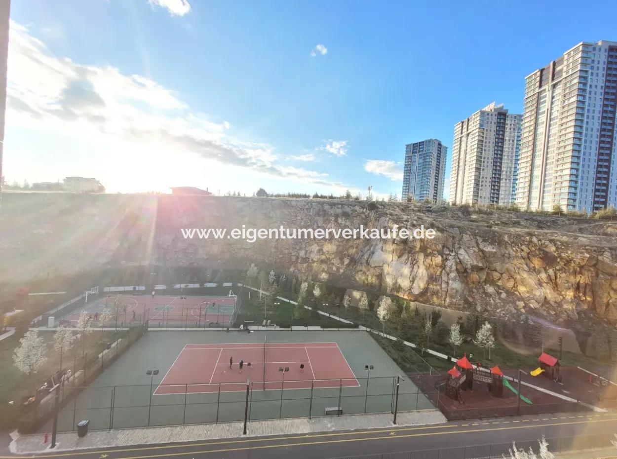 İncek Loft Satılık 1+1 Şehir Manzaralı 14.Kat Daire