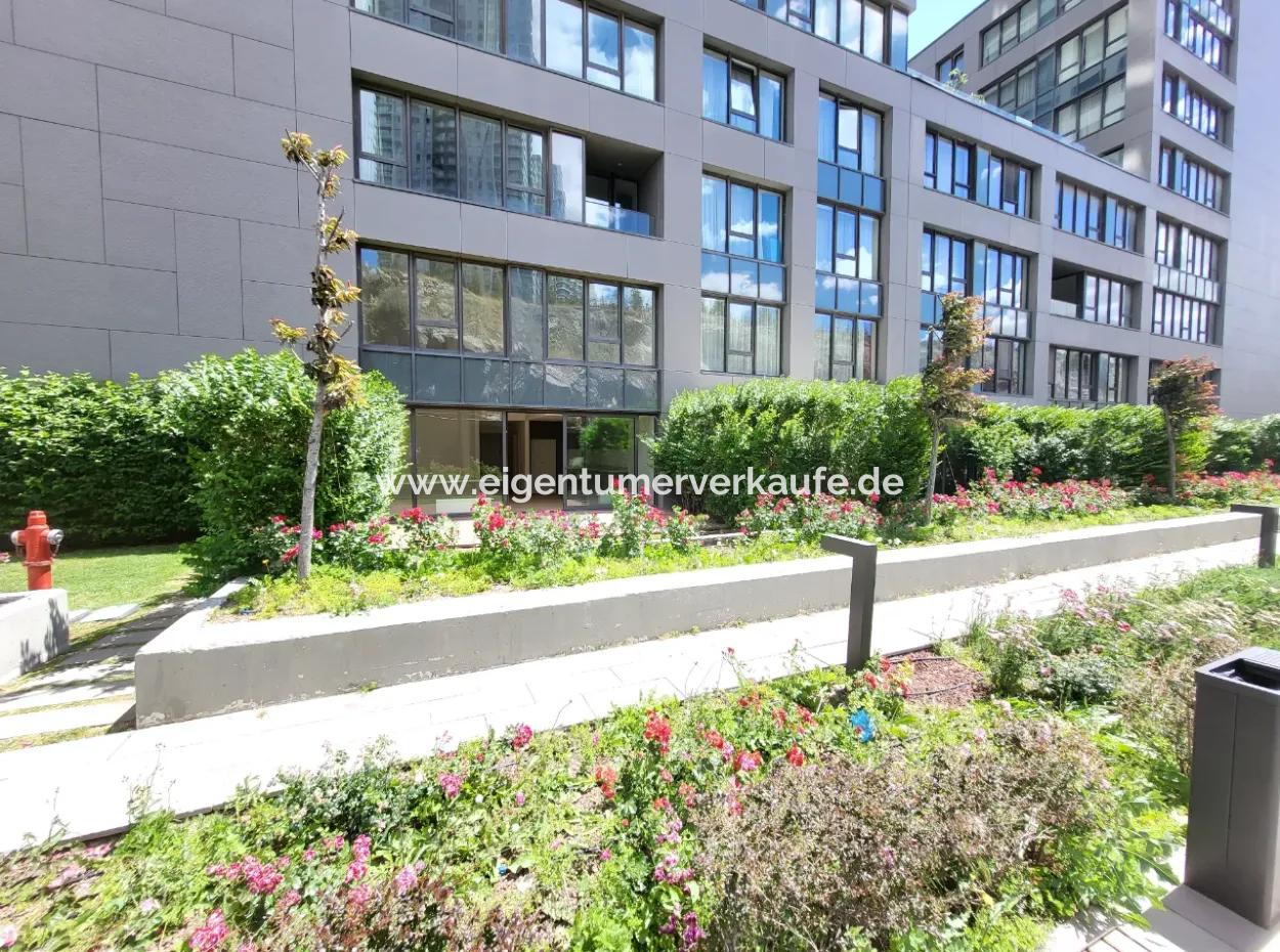 Boş Faturalı İncek Loft Satılık  2+1 Bahçe Dubleks Şehir Manzaralı Daire