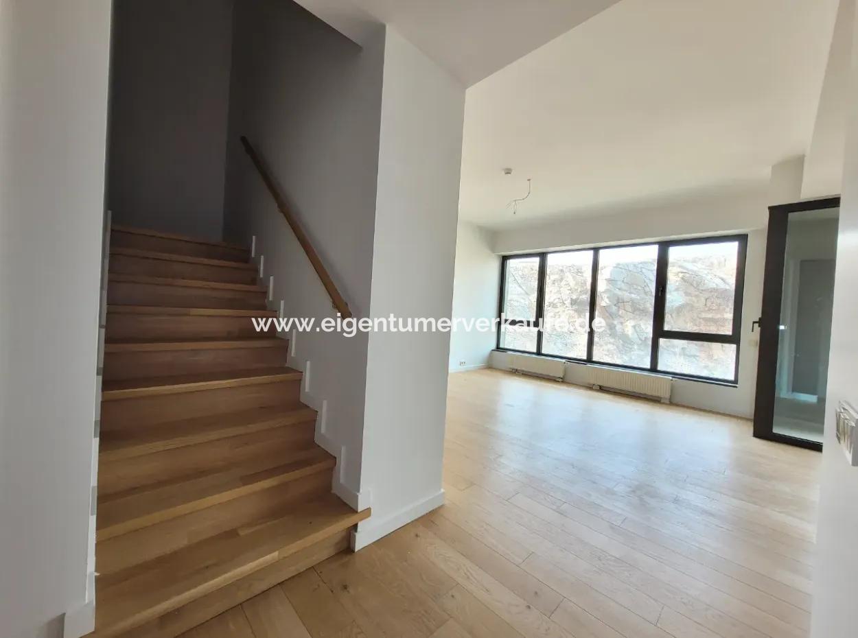 Kiracısız İncek Loft Satılık  2+1 Dubleks Şehir Manzaralı 2.Kat Daire