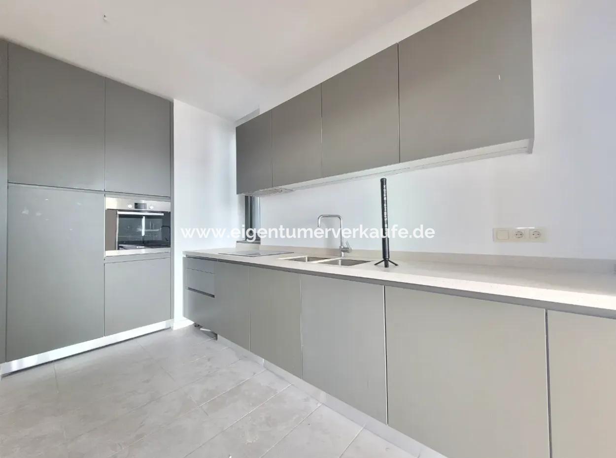 Boş İncek Loft Satılık  Teraslı 4+1  Mogan Manzaralı 146 M² 1.Kat Daire