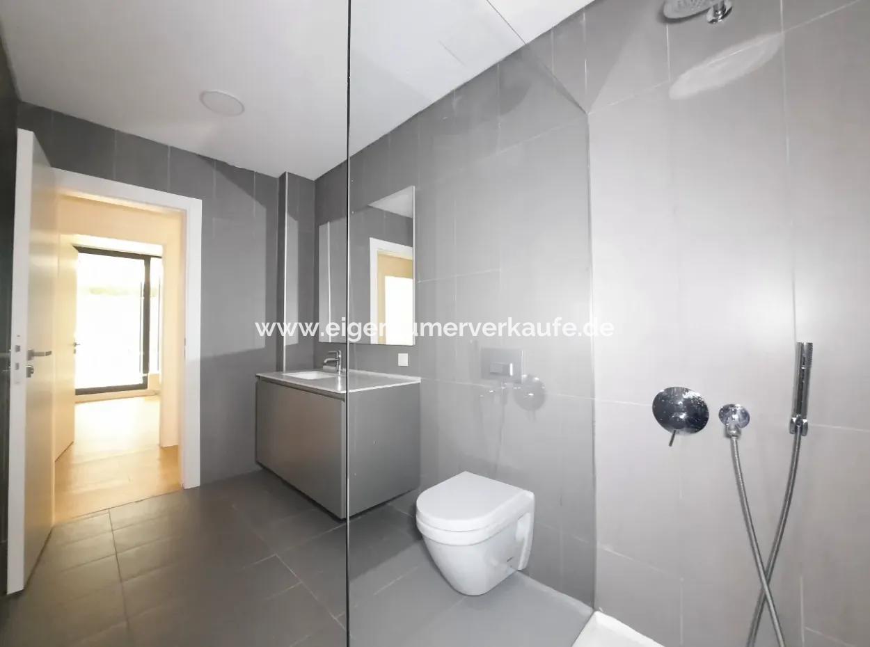 İncek Loft Satılık Teraslı  3,5+1 Peyzaj Manzaralı Kiracısız Daire