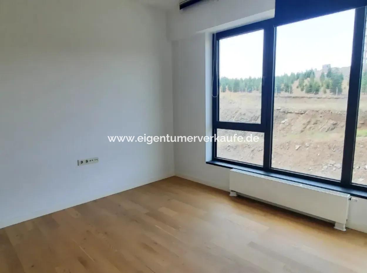 İncek Loft Satılık Teraslı  3+1 Şehir Manzaralı 3.Kat Daire