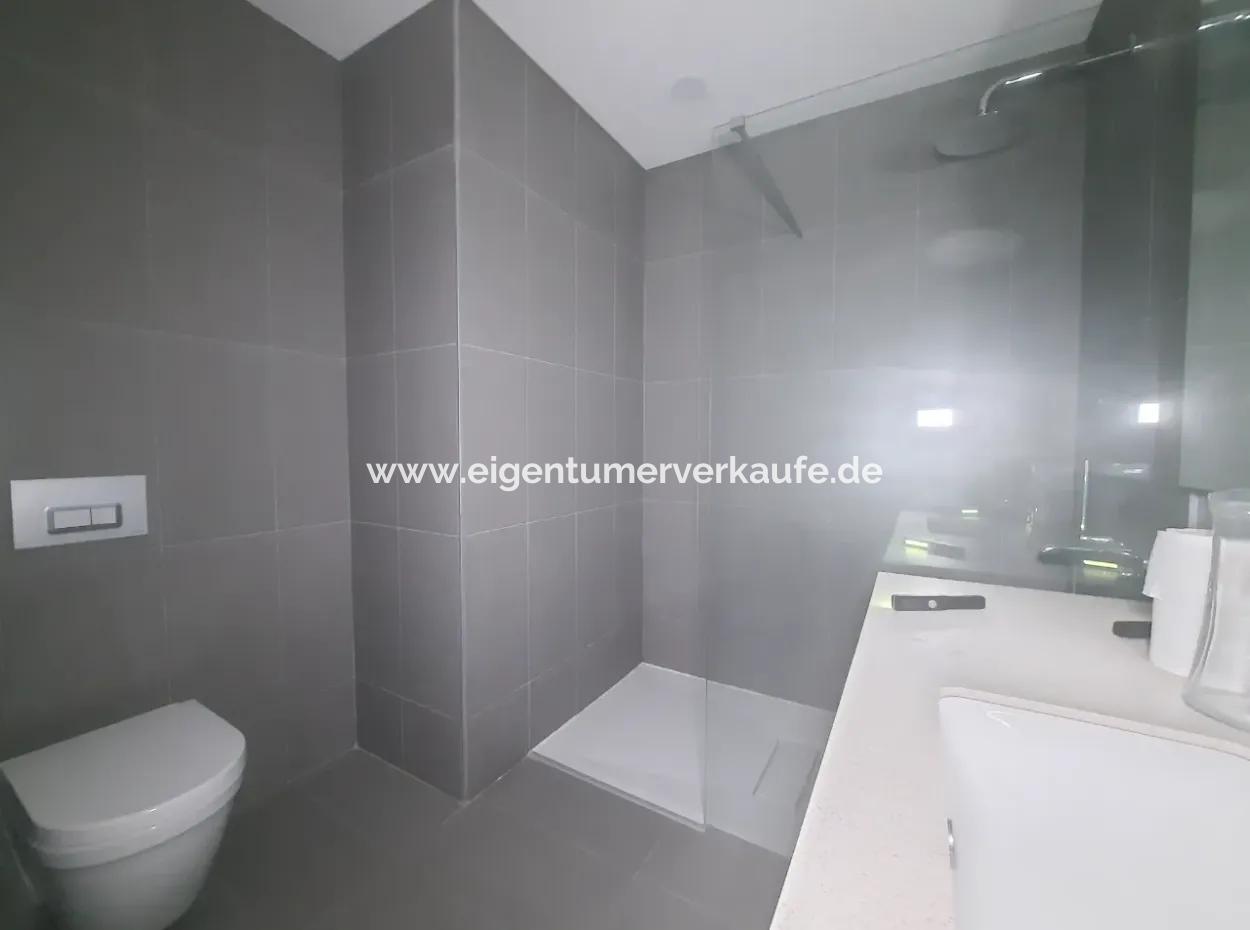 İncek Loft Satılık 2,5+1 Peyzaj Manzaralı 1.Kat Daire