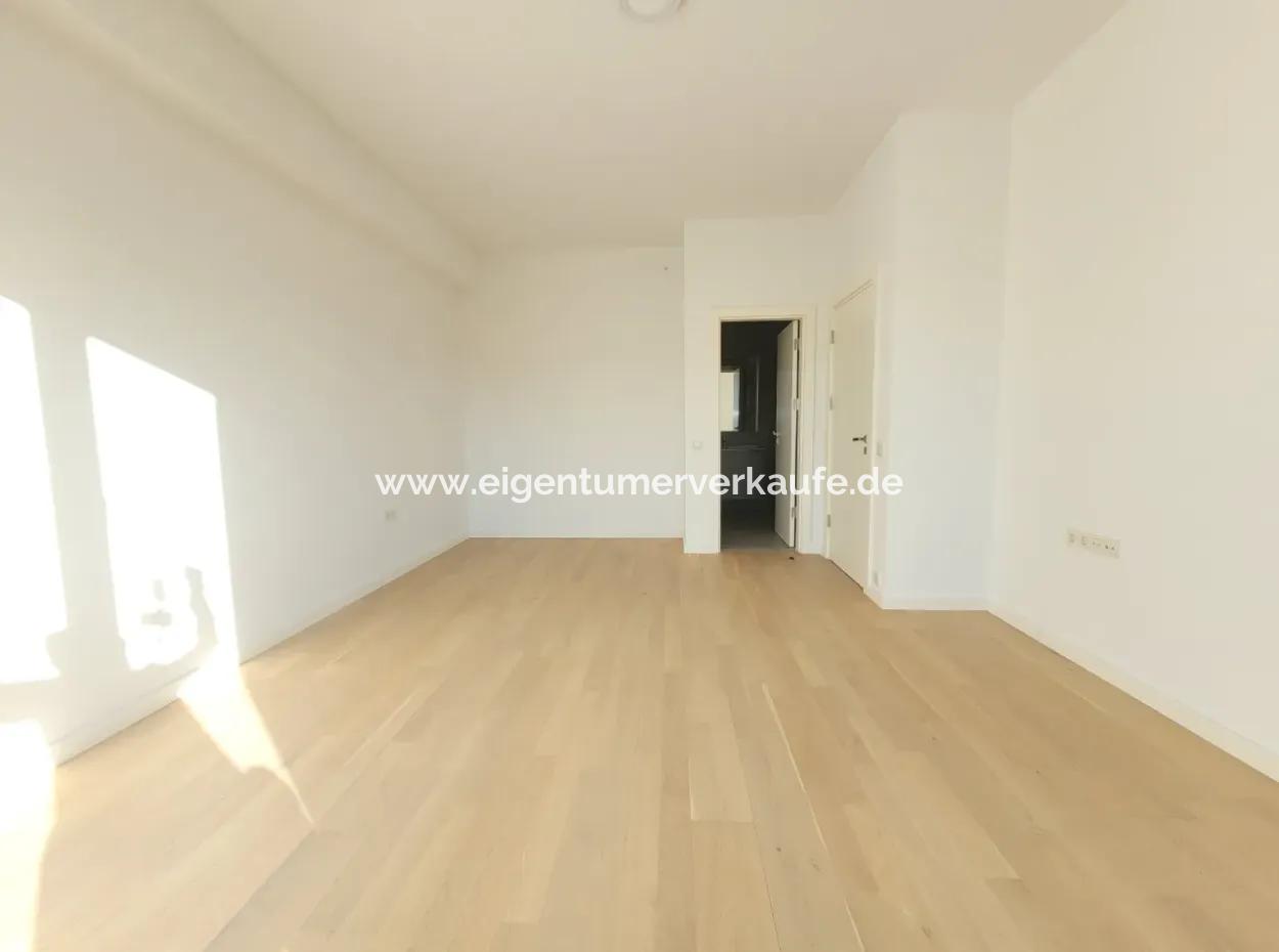 İncek Loft Satılık 2,5+1 Peyzaj Manzaralı 2.Kat Daire