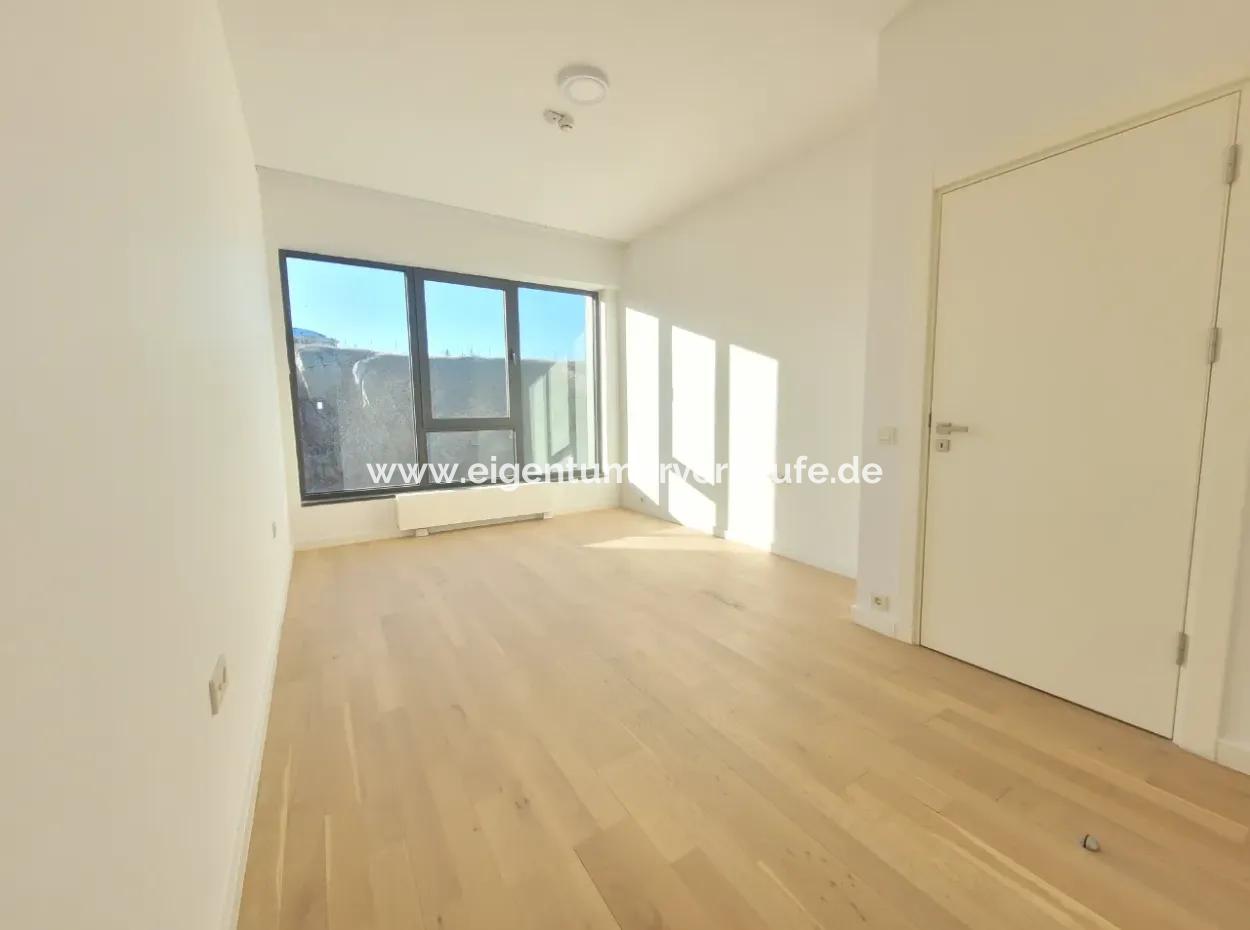 İncek Loft Satılık 2,5+1 Peyzaj Manzaralı 2.Kat Daire
