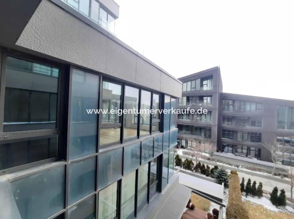 İncek Loft Satılık  5+1  Peyzaj Manzaralı 3.Kat 188 M² Daire