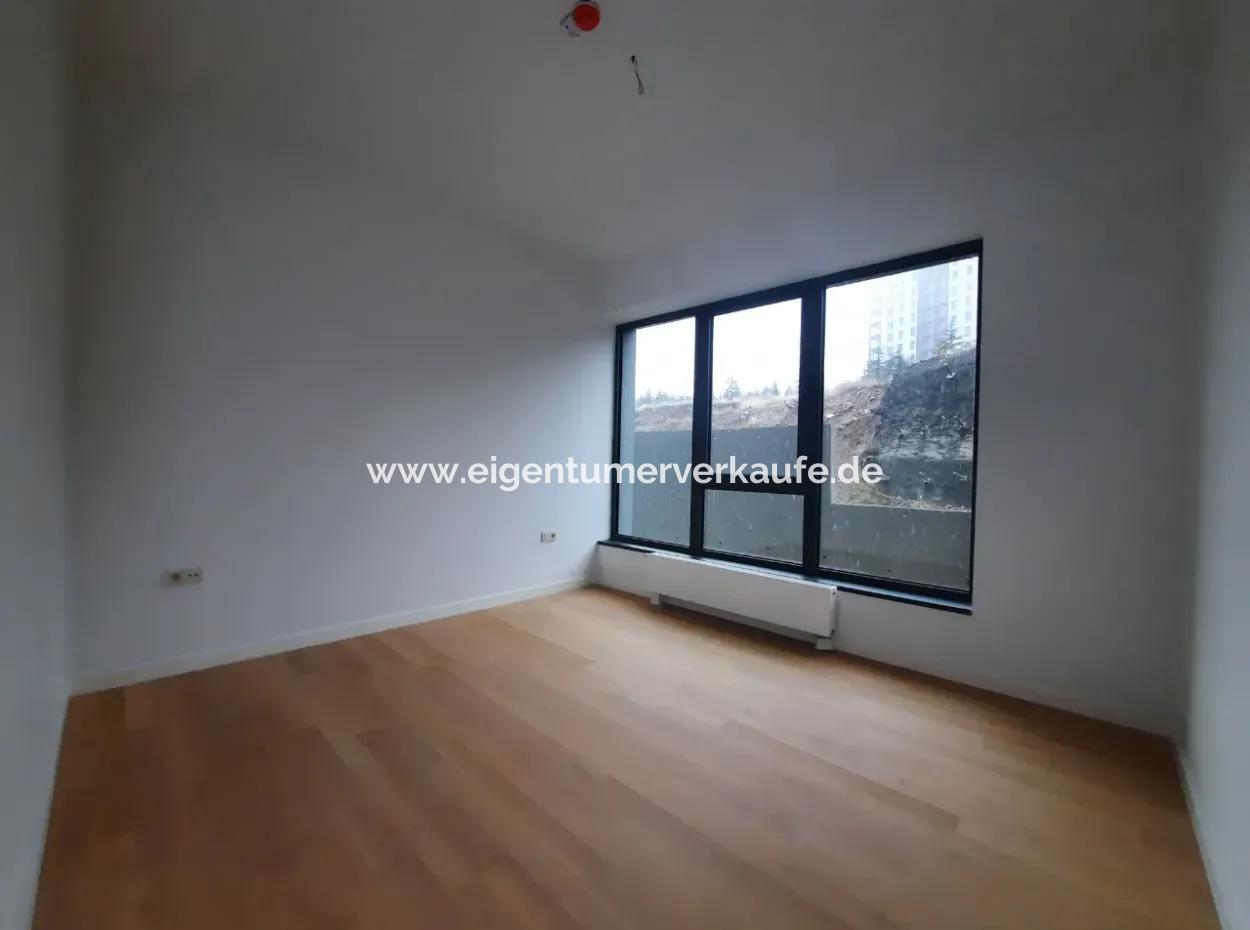 İncek Loft Satılık  4+1  Peyzaj Manzaralı  180 M² Kiracısız 2.Kat Daire