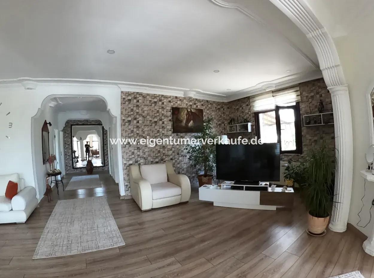 Köyceğiz'de Satılık 1458 M² Arsa İçerisinde Havuzlu Lüks Villa